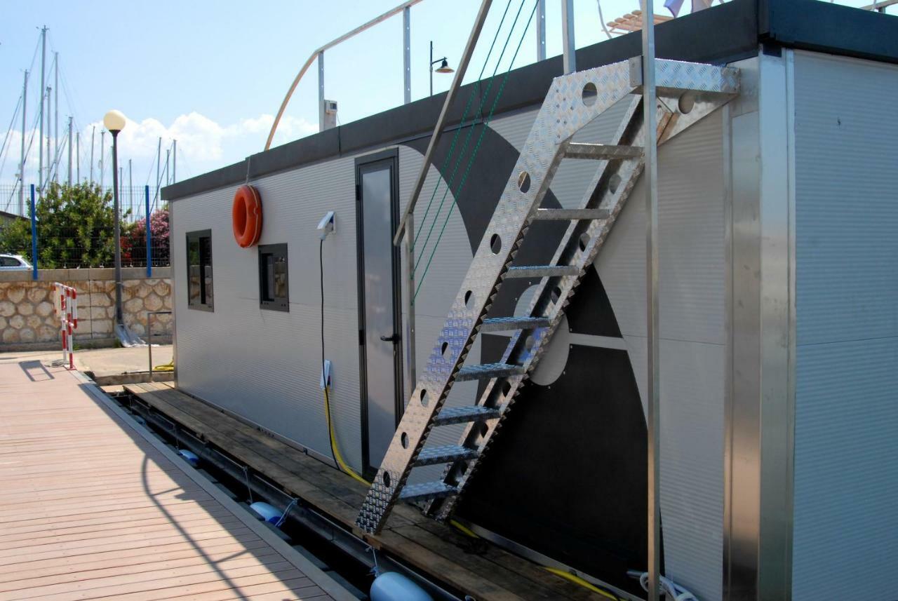 House Boat Luxury Cagliari Exterior photo